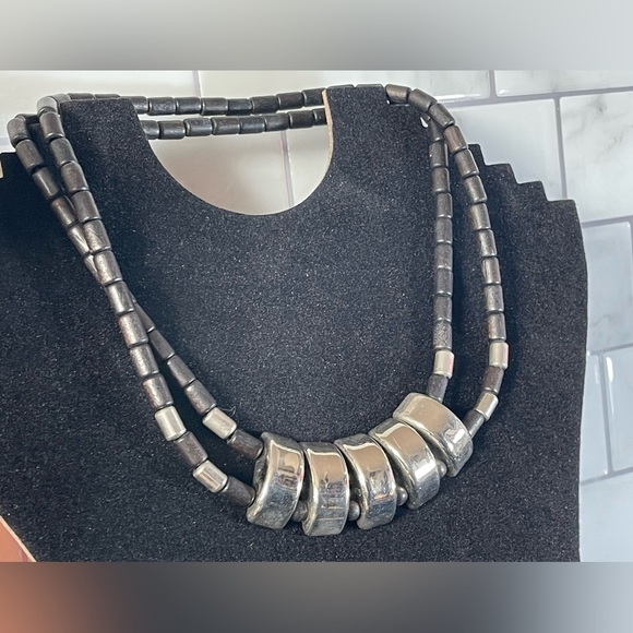 Aarikka Stella Vintage Wood Bead and Silver Toned Metal Bead Necklace - Picture 4 of 9
